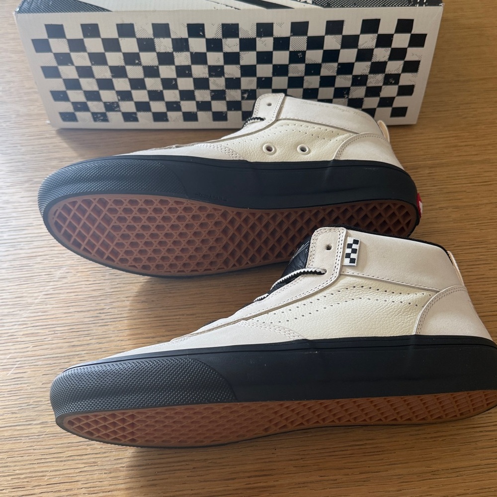 Vans x Girl Skateboards - Sz 9.5 Mike Carrol Skate MC 96 - Picture 3 of 5